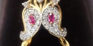 Ladies Designer Gold Ring