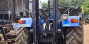 TRACTOR MOUNTED FORKLIFT