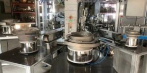 Vibratory Bowl Feeder for Automotive Components