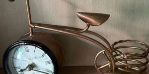 Metal Bicycle Table Clock