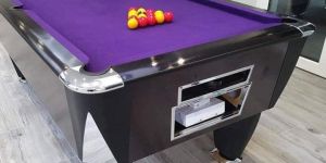 MAA JANKI American Style Pool Table Size 8ftx4ft with Accessories