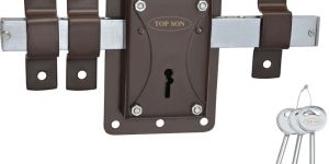 Iron 10 Chal Door Lock