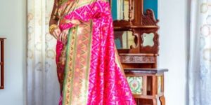 AF836 Ladies Rani Pink Zari Woven Patola Silk Banarasi Saree with Blouse