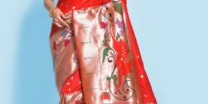AF284 Ladies Red Zari Woven Banarasi Silk Paithani Saree with Blouse