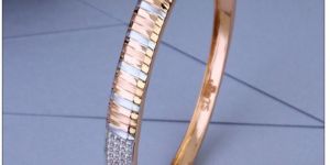 Diamond Studded Bangles