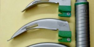 Disposable Single Use Fiber Optic Laryngoscope Blades and Hanle