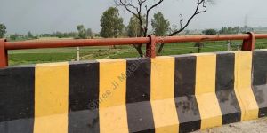 Bar Road Side Steel Railing