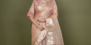 Ladies Peach Organza Saree