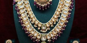 Fancy Kundan Necklace Set
