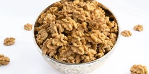 Kashmiri Walnut Kernels