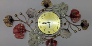 Floral Design Decorative Wall Clock
