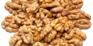 Walnut Kernels