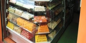 L Bend Dom Glass Counter