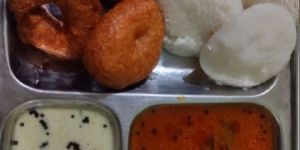Meduvada Coconut Chutney