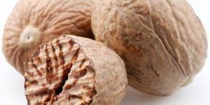Nutmeg Without Shell