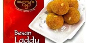 Mummys Besan Laddu