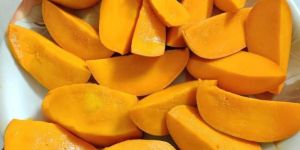 Alphonso Mango Slices