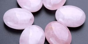 Gemstone Palm Stone