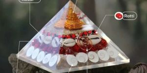 Lakshmi Yantra Pyramid