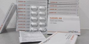 Amoxicillin and Clavunate Potassium Tablets
