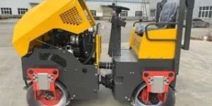 FVR1200 Ride on Roller