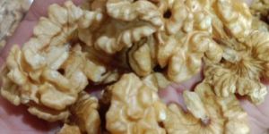 Walnut Kernels Kashmiri