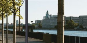 Decorative Cast Iron AMP Pole Wih Single Arm Bracket