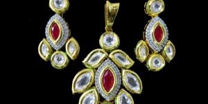 Kundan Polki Pendant Set