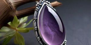 Aphrodite Real Big Vintage Amethyst Crystal Pendant in Silver