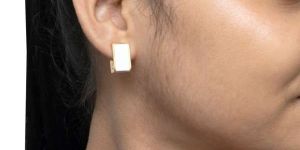 Woman Korean Gold Touch White Earring