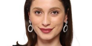 Round Shape Elegant Earrings for Woman