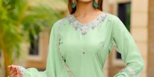 Kanak Kali Embroidered Kurti Set by Mora Couture