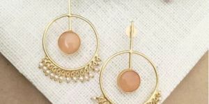 Nisha Round Pendulum Pearl Earring