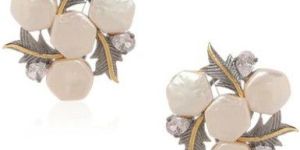 Pearl Studs Woman Earrings