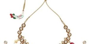 Red Minakari Woman Kundan Necklace Set
