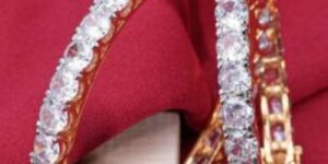 Zevarly Anshu Openable Big Stone Single Line Bangles