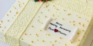 Butterscotch Cake Square Shape