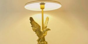 Antique Brass Finish Metal Design Eagle Table Lamp