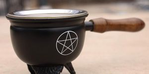 Incense Burner with Wooden Handle (Pentagram)