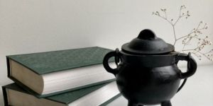 Poly Long & Cardboard Box