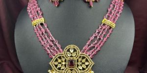 PINK BEADS & GOLD PENDANT SET