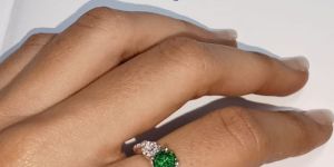 925 Silver Emerald Elegance Ring