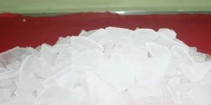 Pure Camphor Flakes