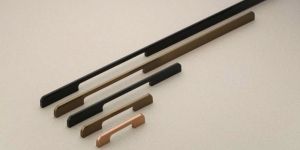 MH - 8001 Wardrobe Handle