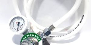 Single Gauge Regulator