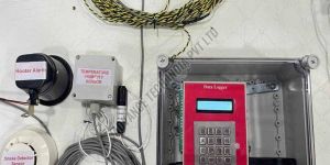 Server Room Temperature and Humidity Monitor