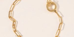 Delicate Design Gold Plated Bracelet