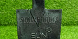 Sun (Sunimp) Branded Swan Neck Type Hand Hoe 1KG