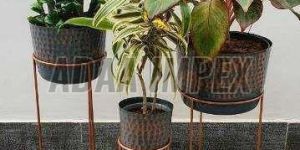 Golden Elevate Cylindrical Iron Planter Stand