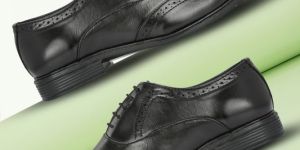 Mens Black Brogue Closed Lace-Up Shoes